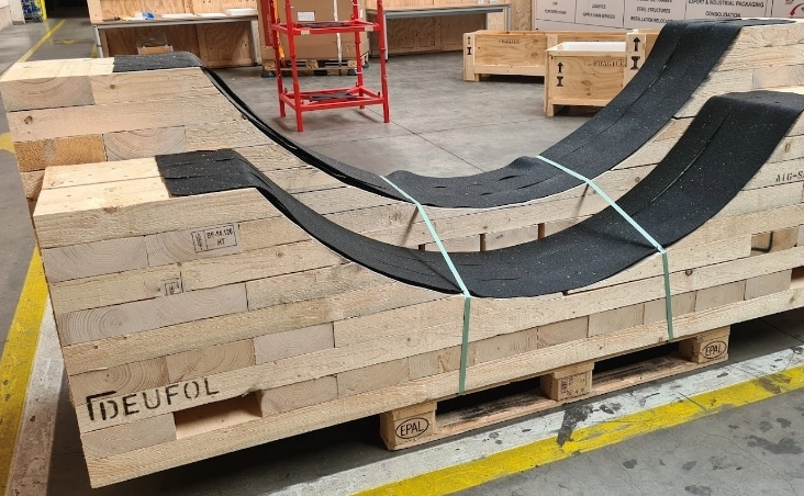 Wooden-saddles-for transport-DEUFOL-001